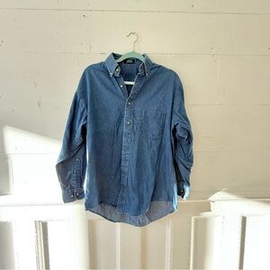 Vintage Dillards blue jeans cotton button down size large